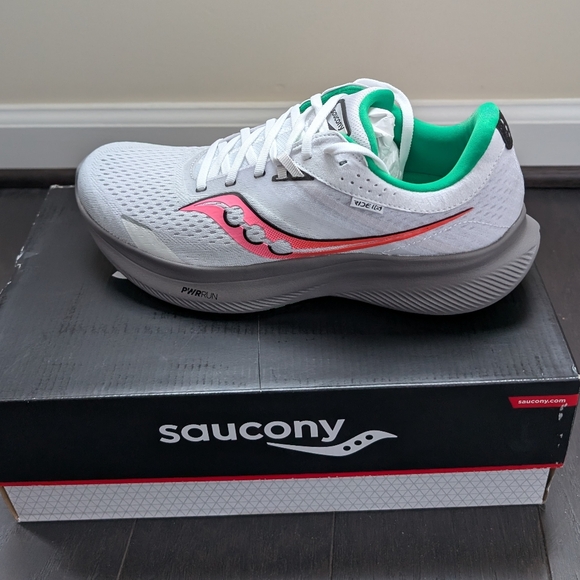 Saucony Shoes - *Brand New* Saucony Ride 16 - White/Gray/Pink/Green - Women's Size 10